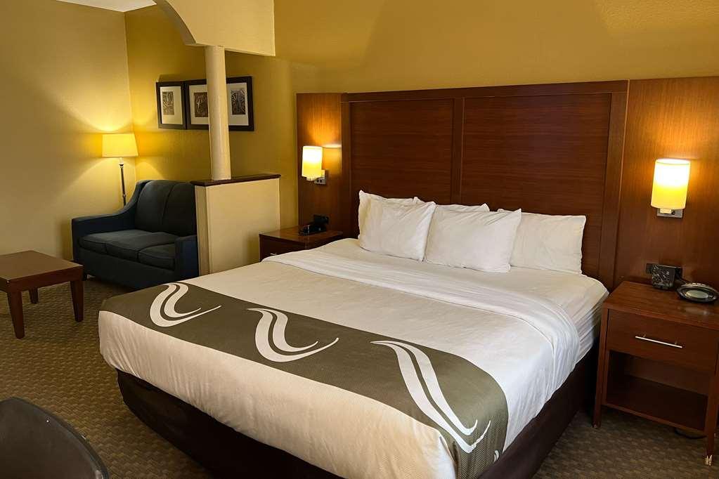 Quality Suites Midland North Loop 250 Habitación foto